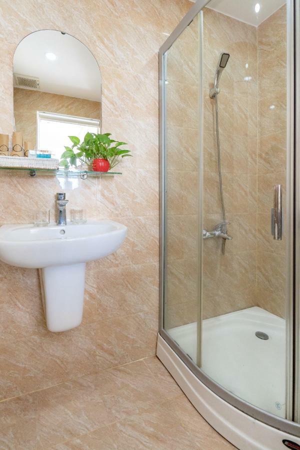 Jay Grand Hotel 3*