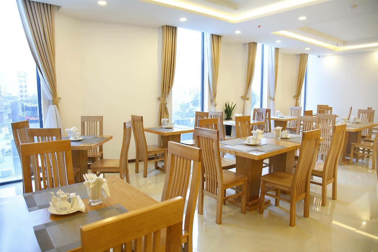 Merry Land Hotel 4*