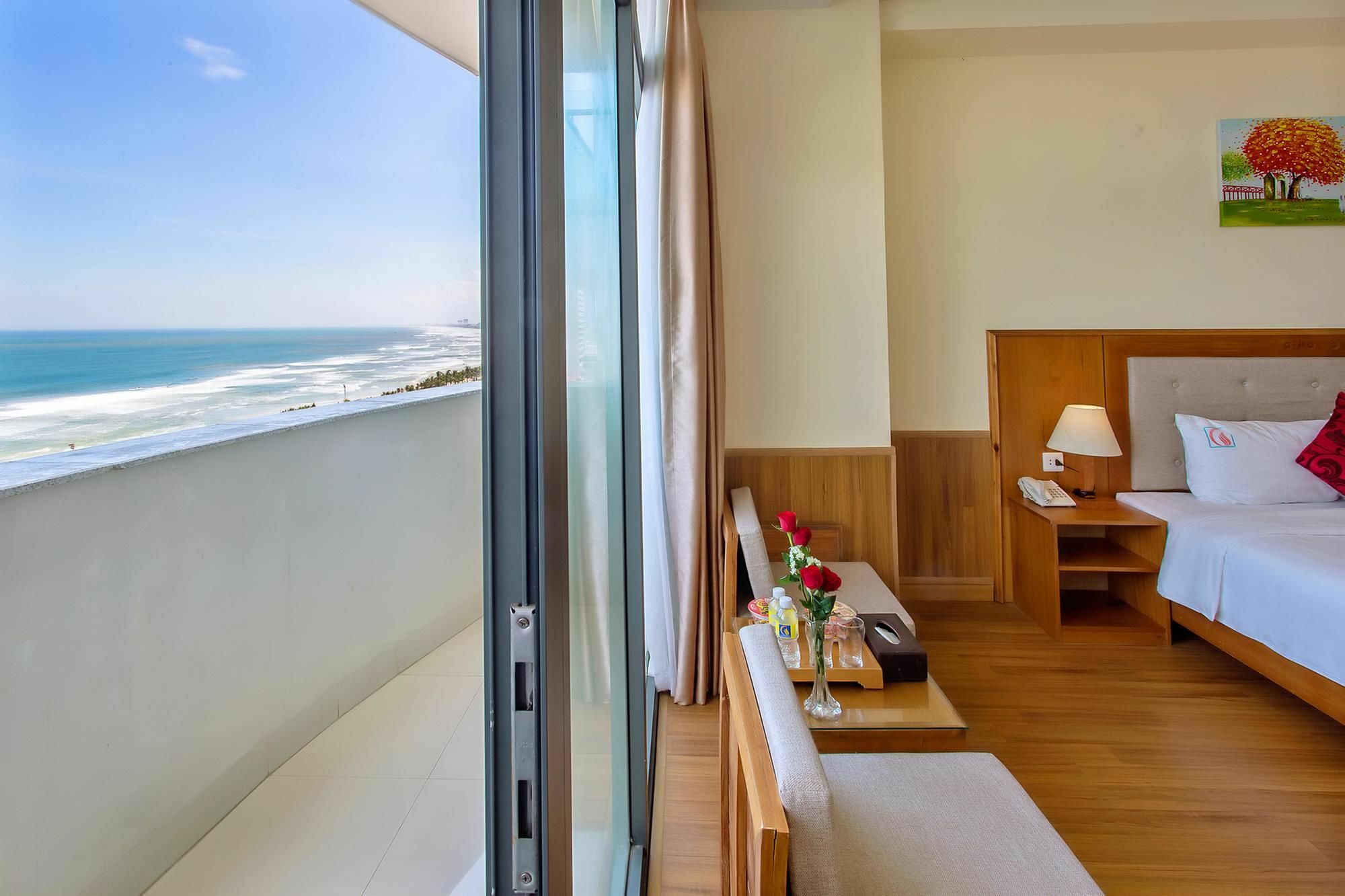 Lunar 4* Da Nang