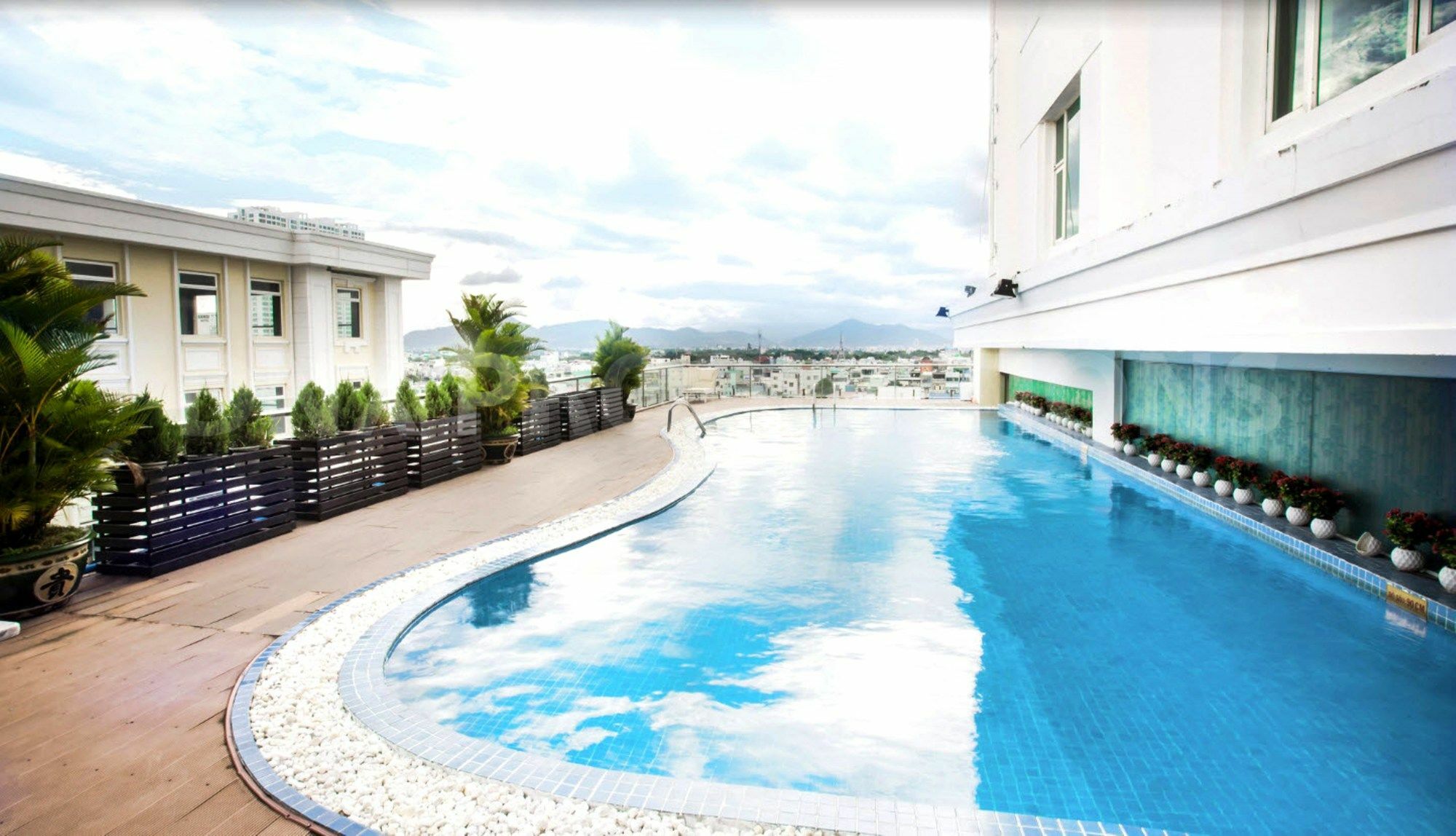 Hotel Vinh Trung Plaza