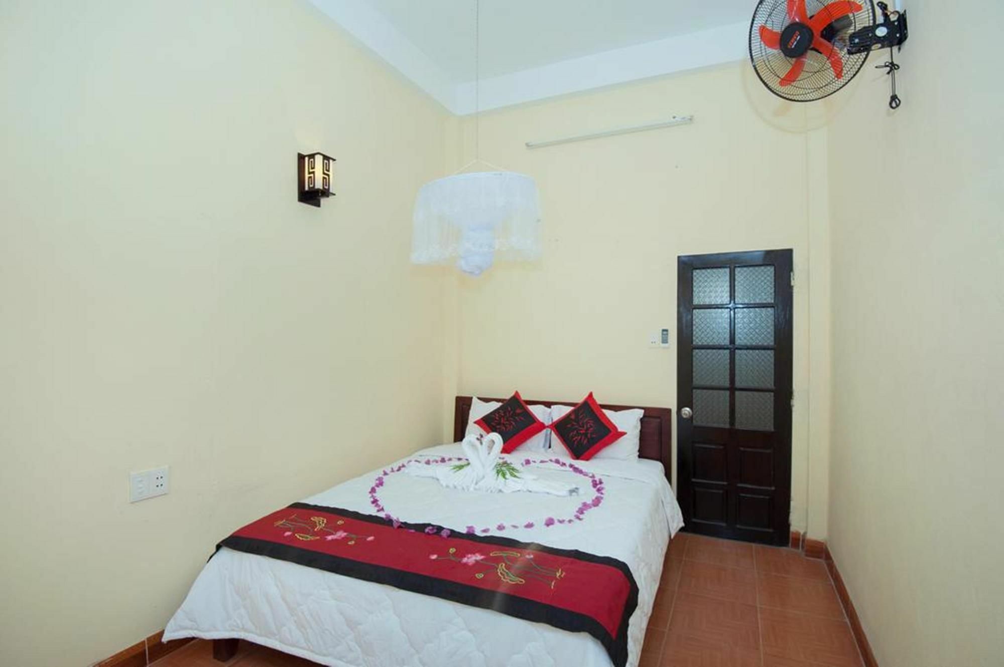 Homestay Bougain Villeas *