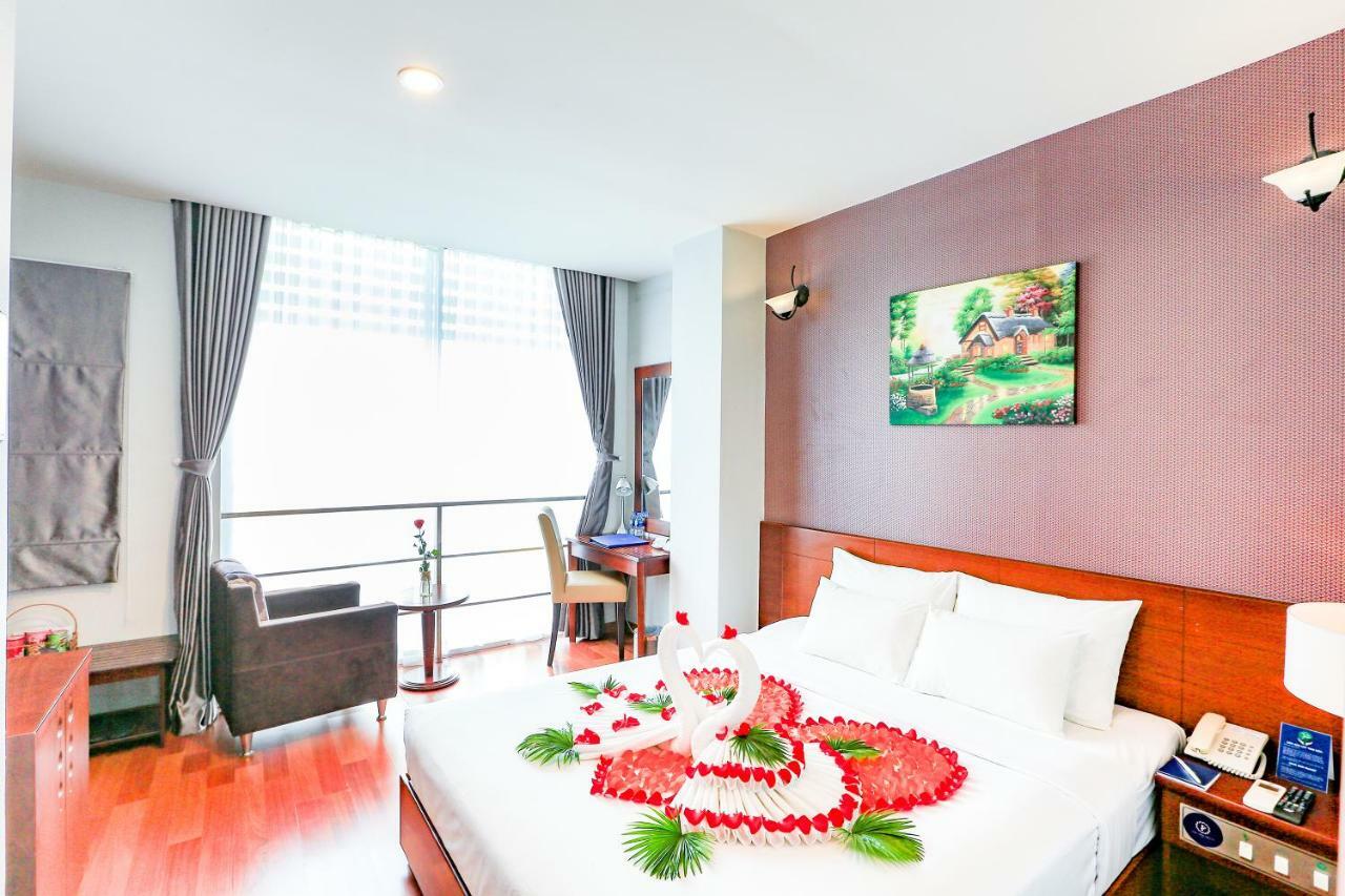 Khách sạn Park View Saigon 3*