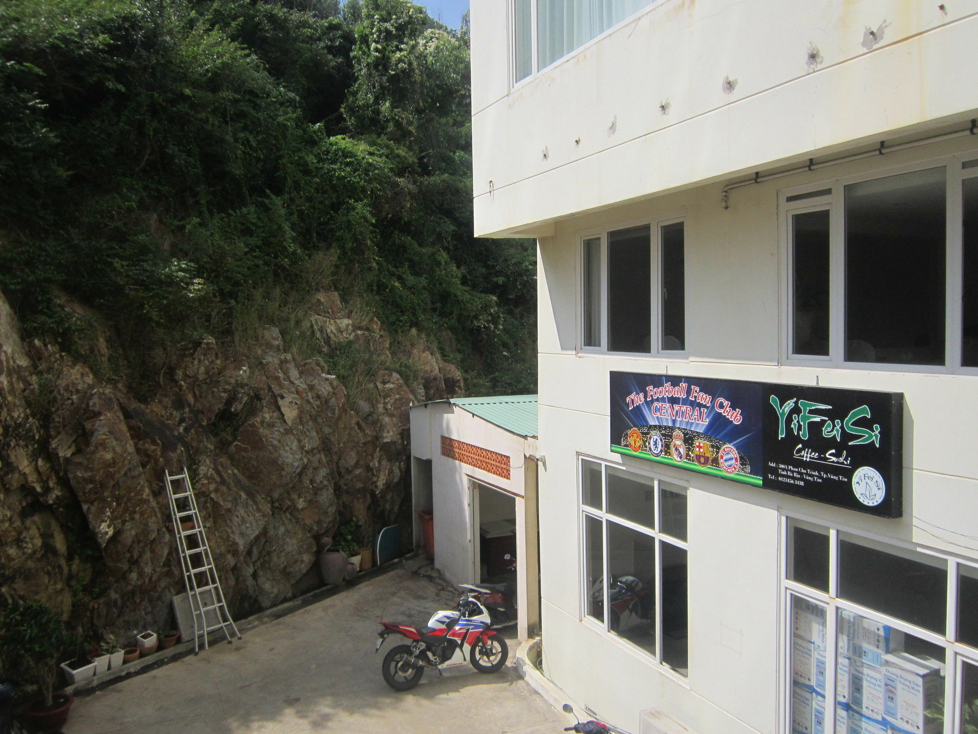 Hotel The Coast 3*