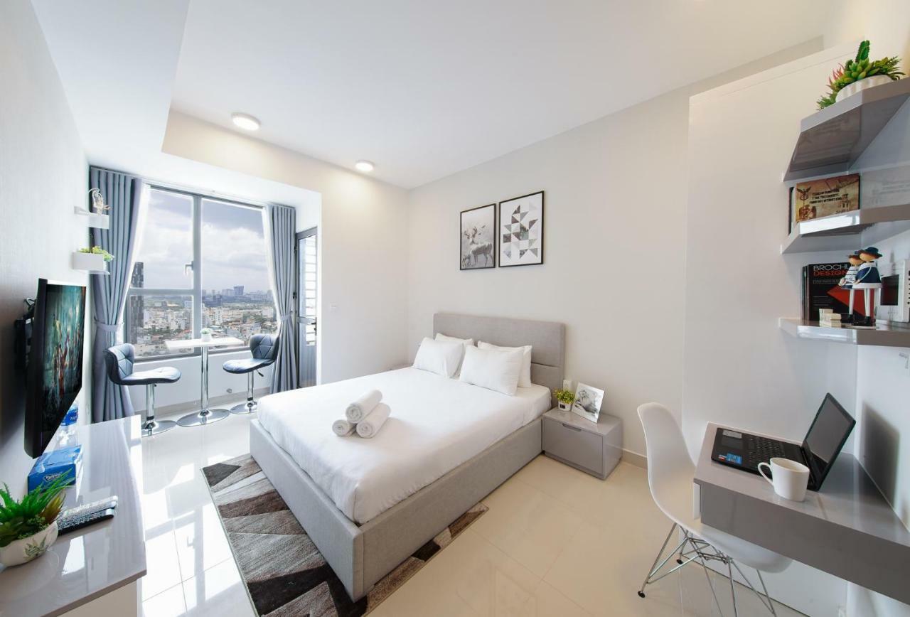 Saigon Banhada - Rivergate - Infinity Pool Apartment *