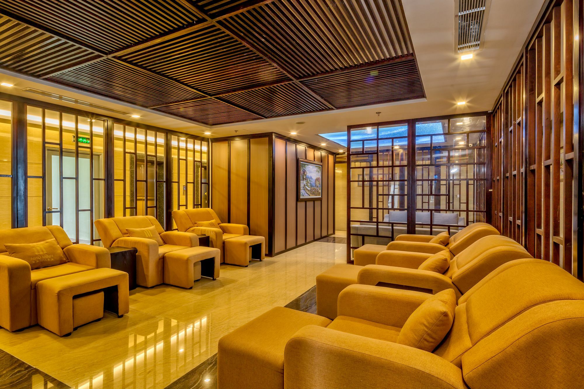 Nhu Minh Plaza Hotel