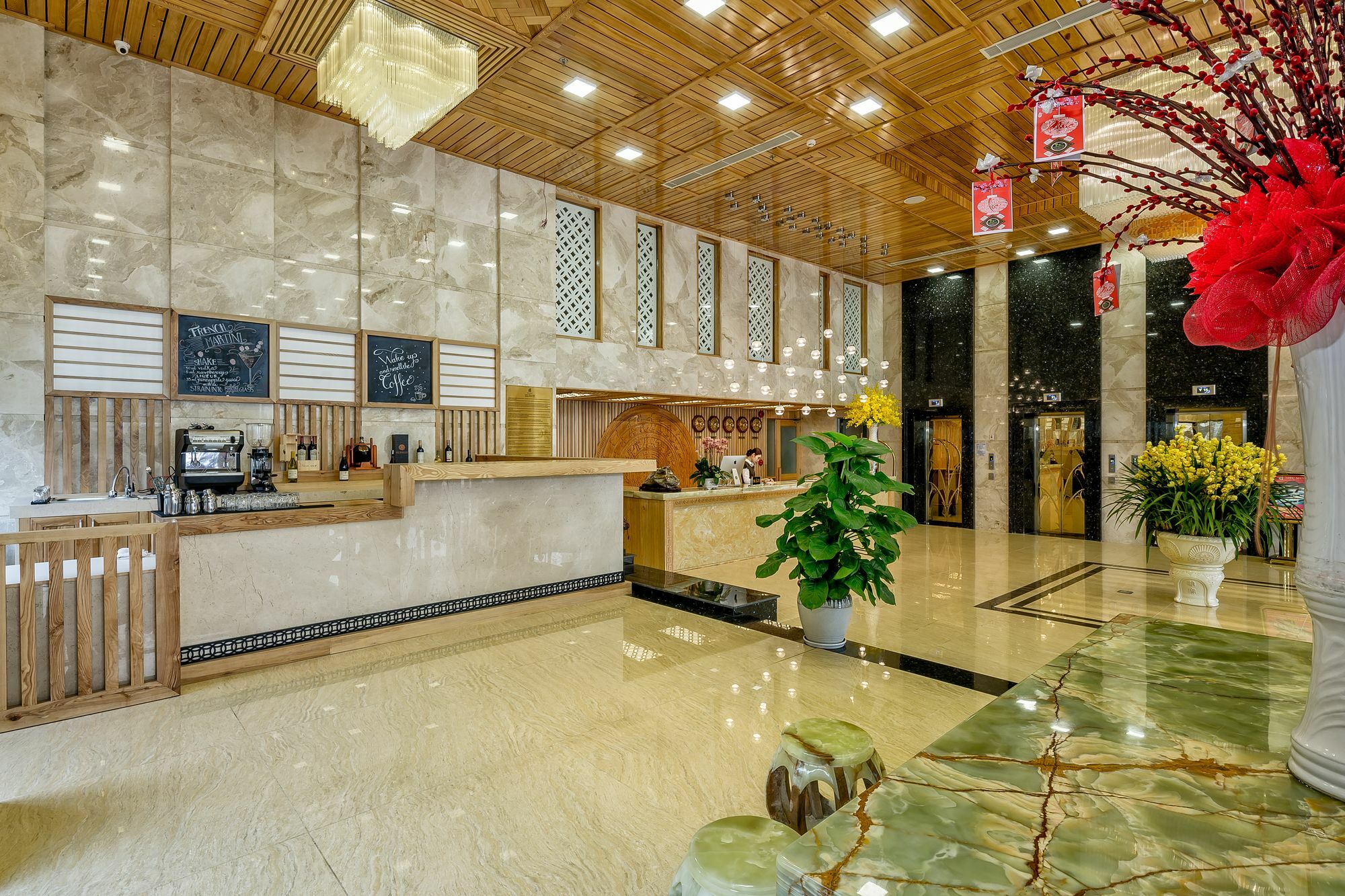 Nhu Minh Plaza 4*
