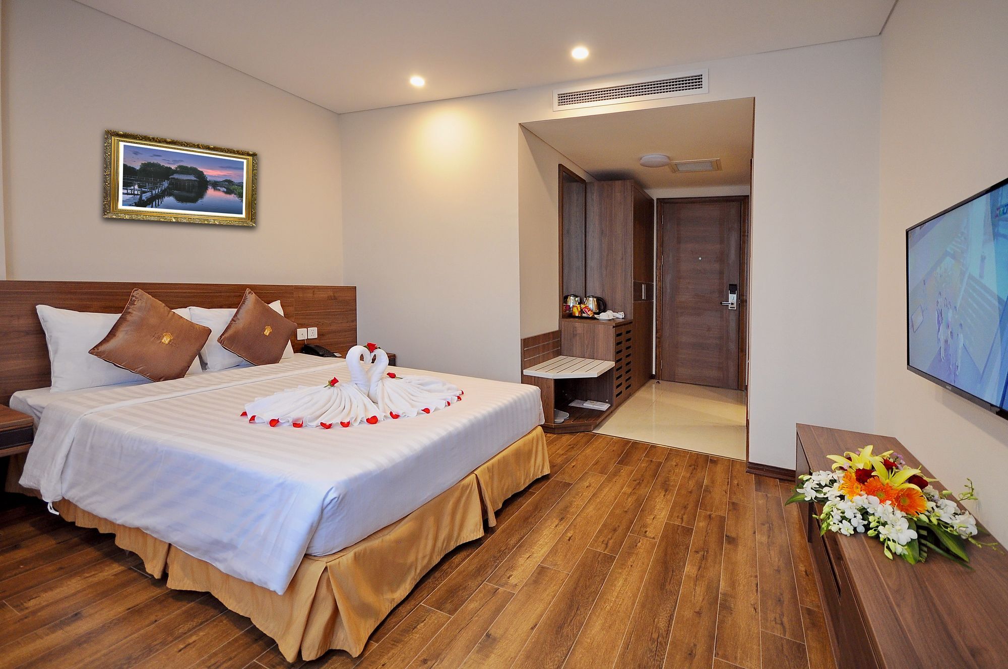 Hotel Lenid Ocean View 4*