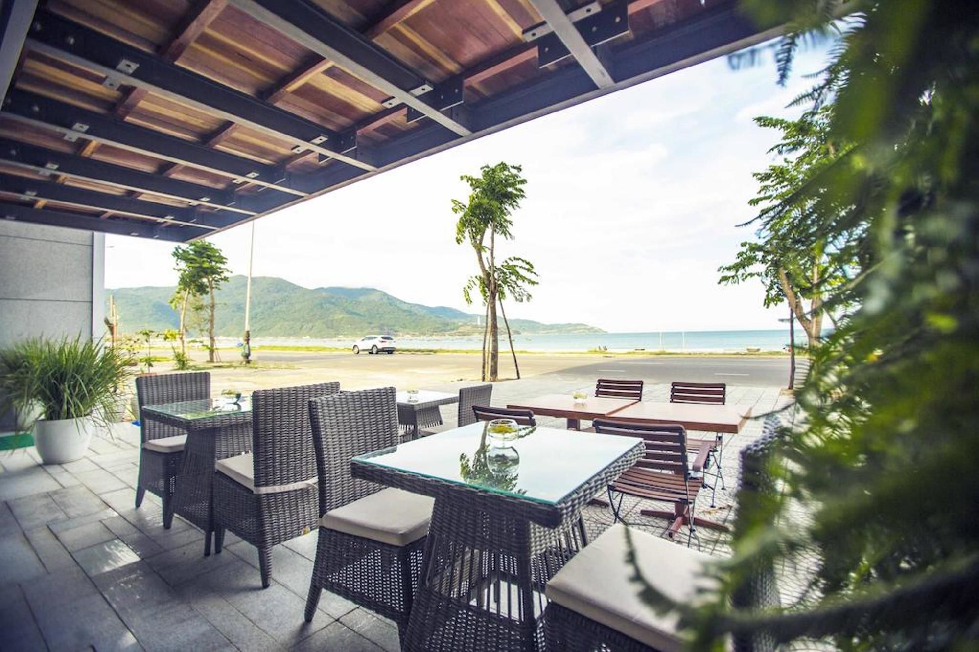 Khách sạn Bay 3*