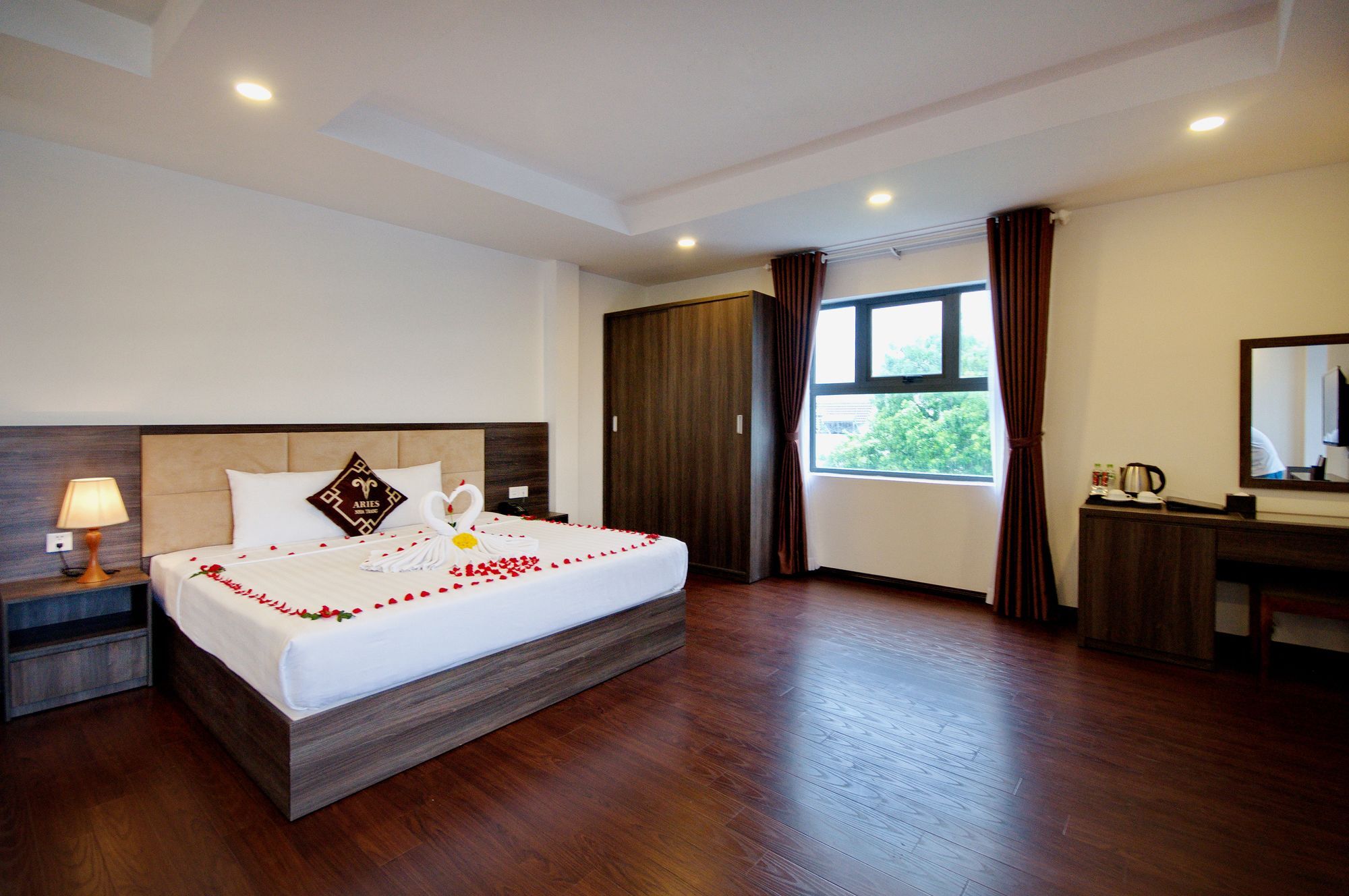 Aries Hotel