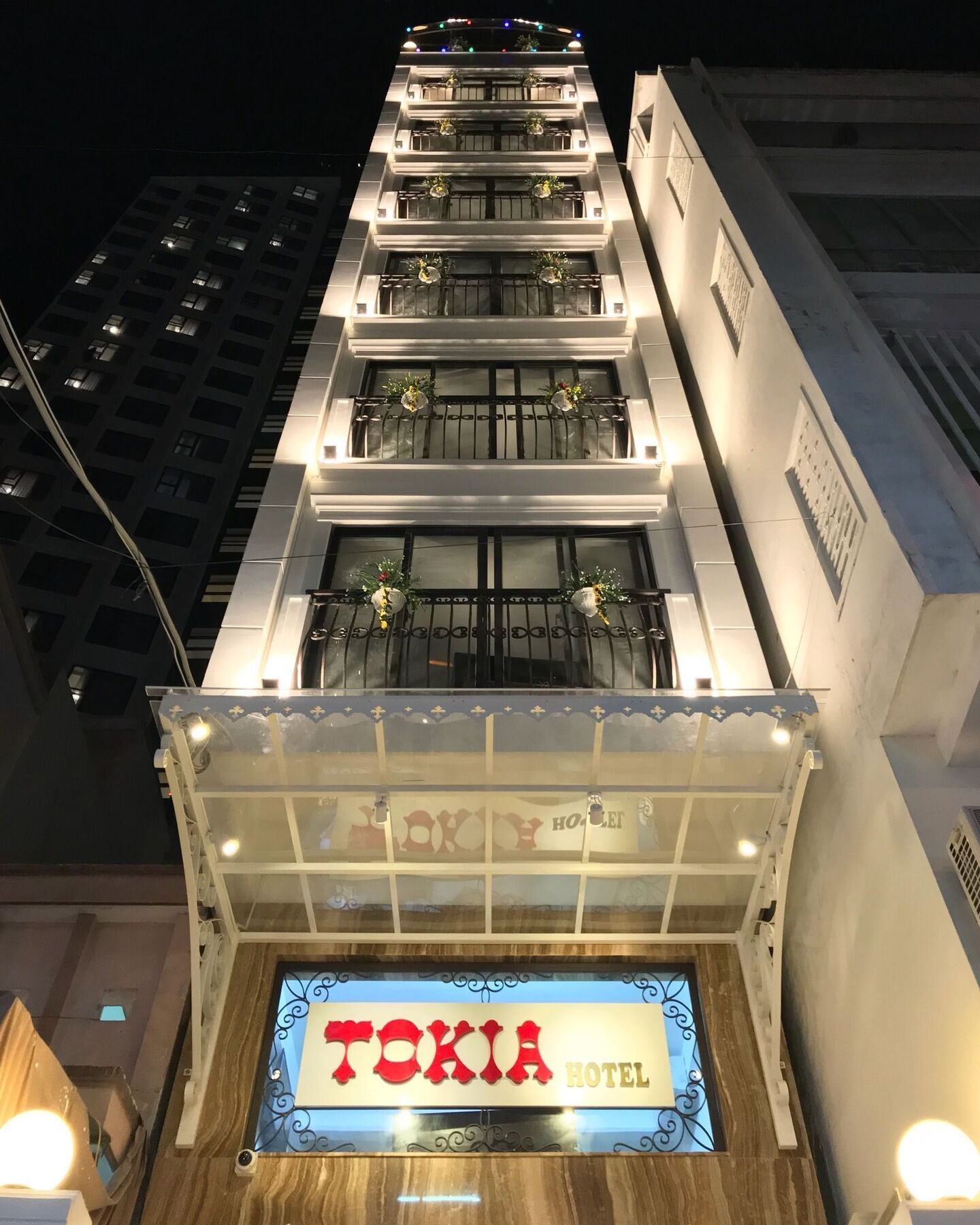 Tokia Hotel 2*