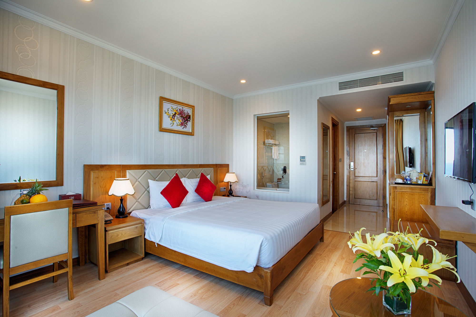 Hotel Serene Beach Hotel Danang