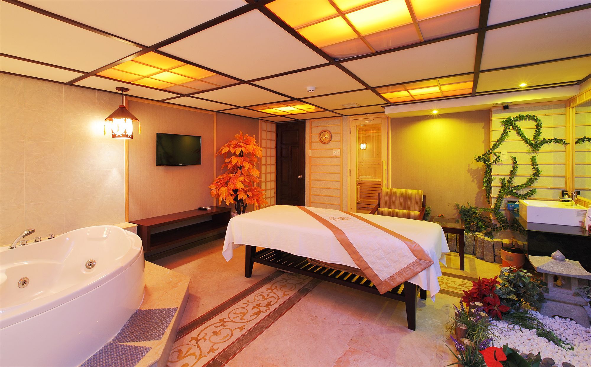 First 4* Ho Chi Minh City