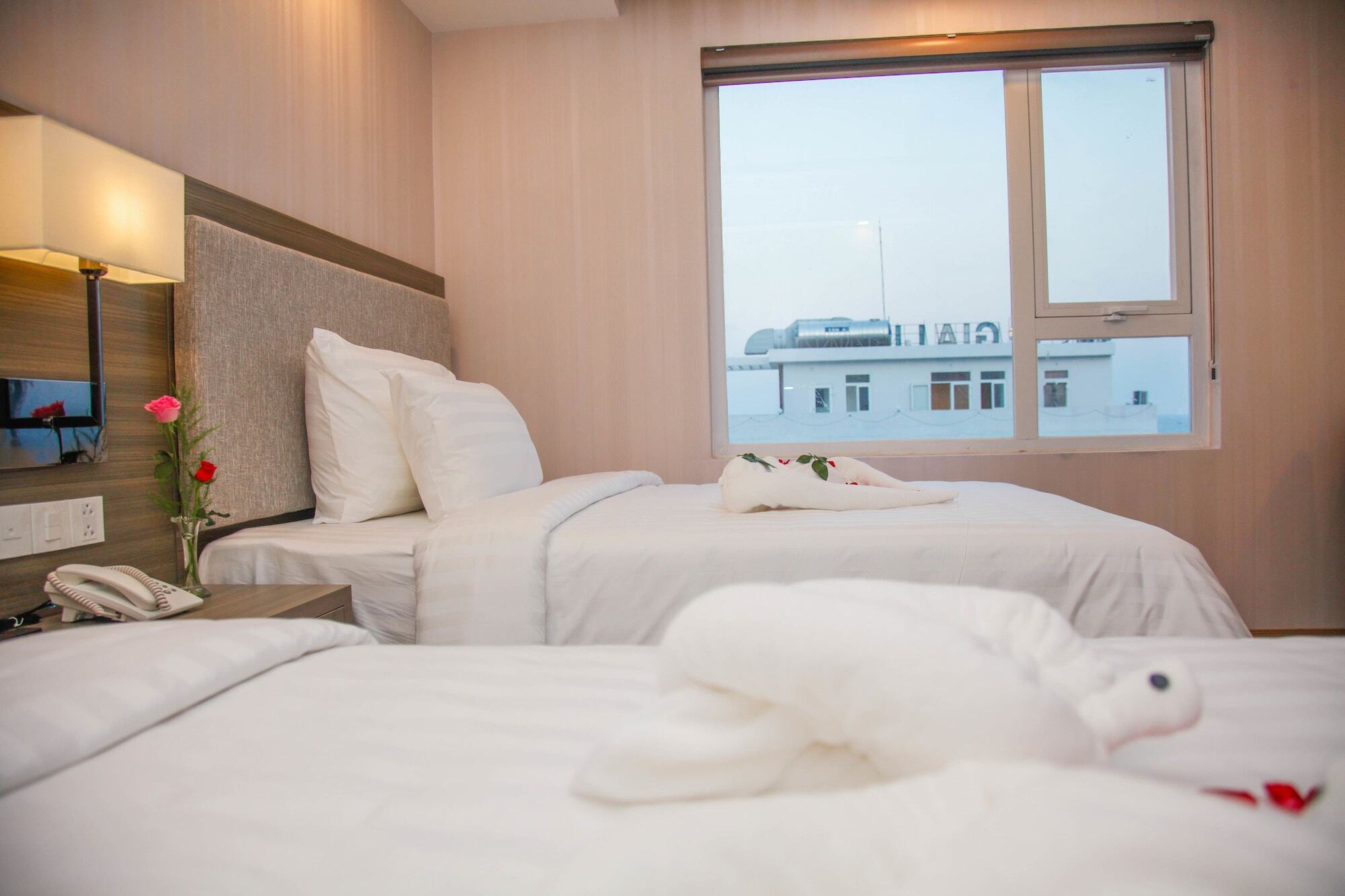 Golden Rose Hotel