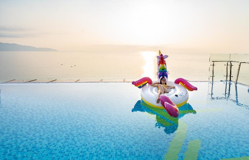 Hotel Maximilan 4*