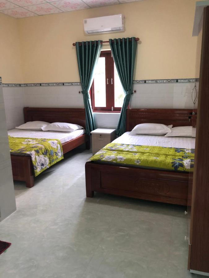 Garden Hotel *