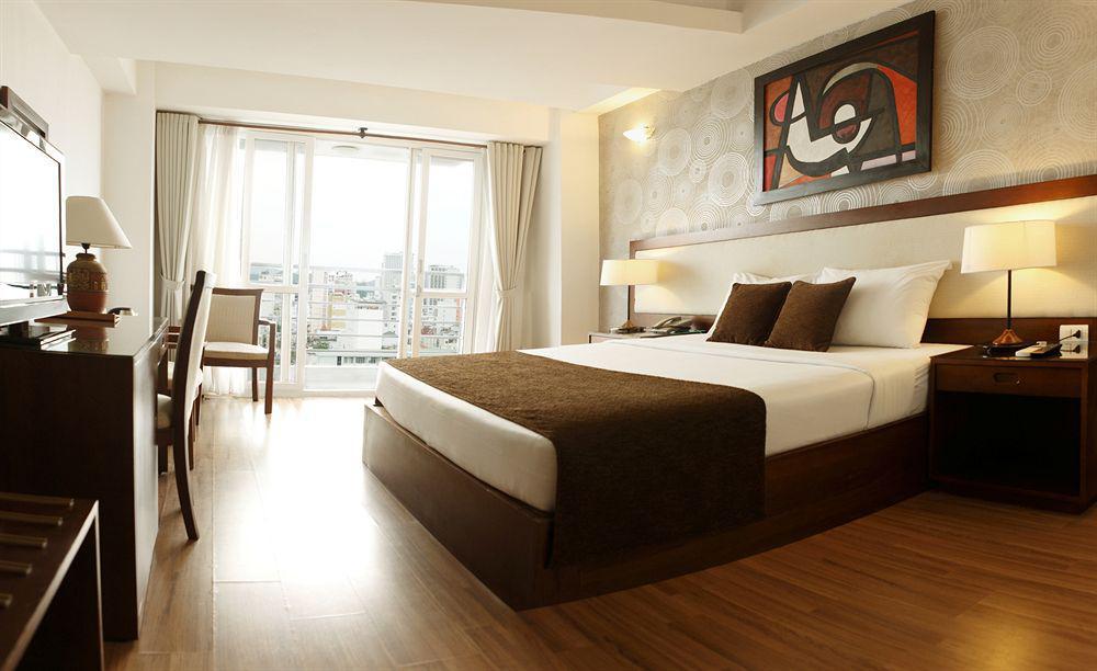 Starlet Hotel