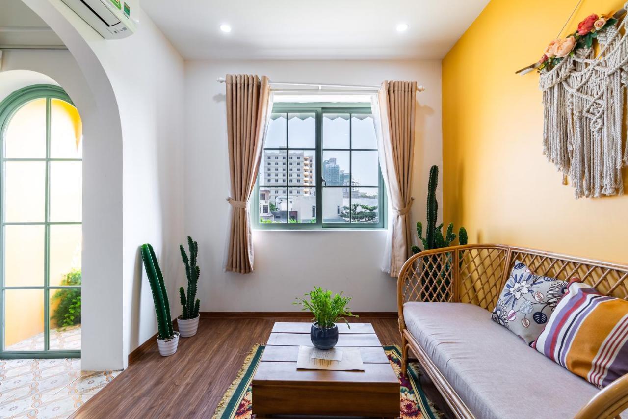 Nang House Homestay
