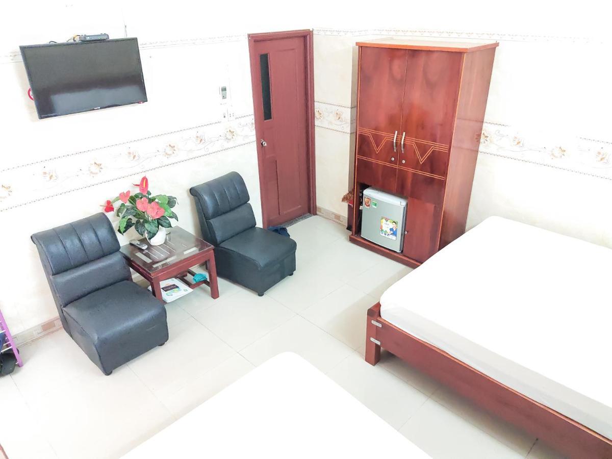 Khang Homestay Beach