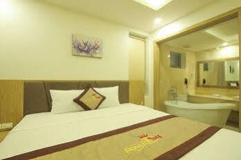 Royal Huy Hotel