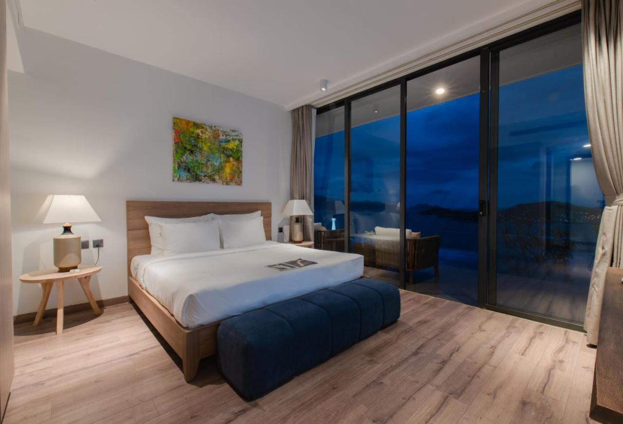 Oceanfront Villas