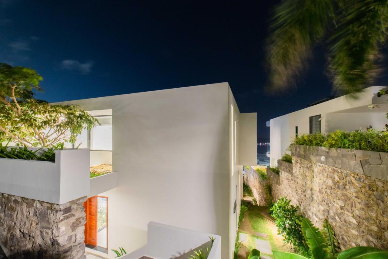 Oceanfront Villas Villa *