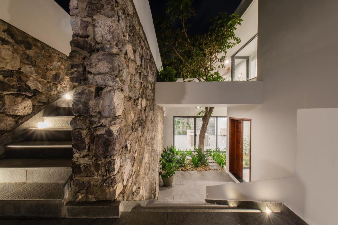 Oceanfront Villas * Nha Trang