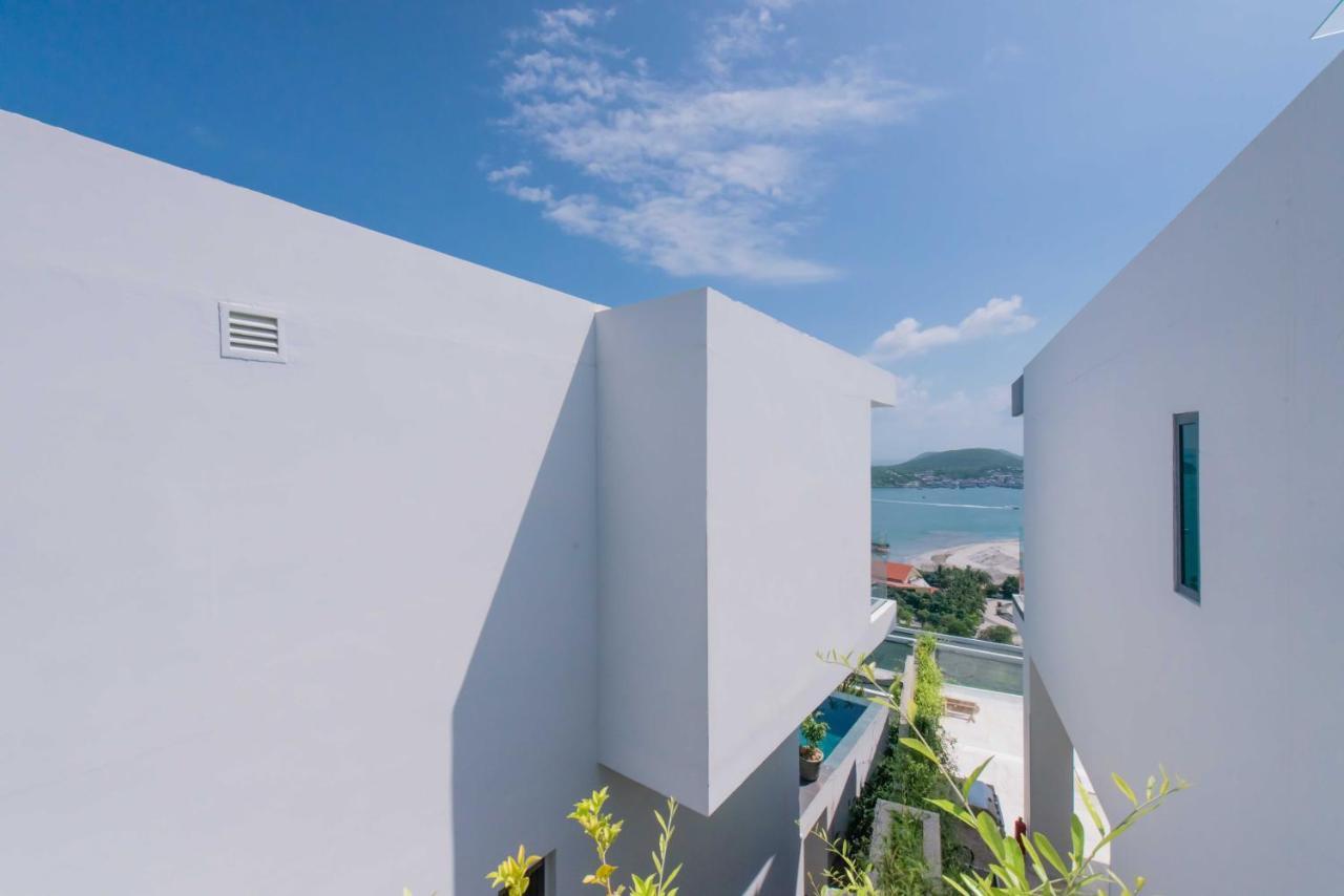 Oceanfront Villas * Nha Trang