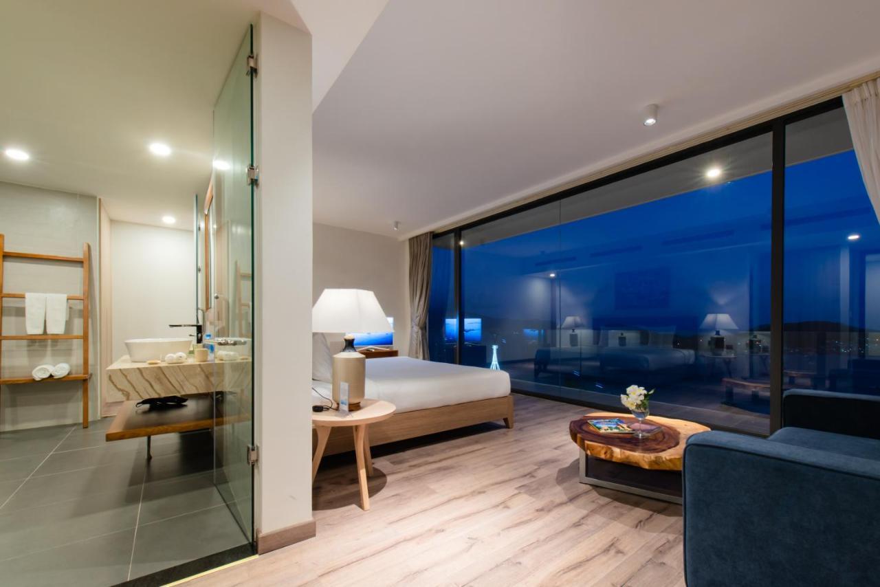 Oceanfront Villas