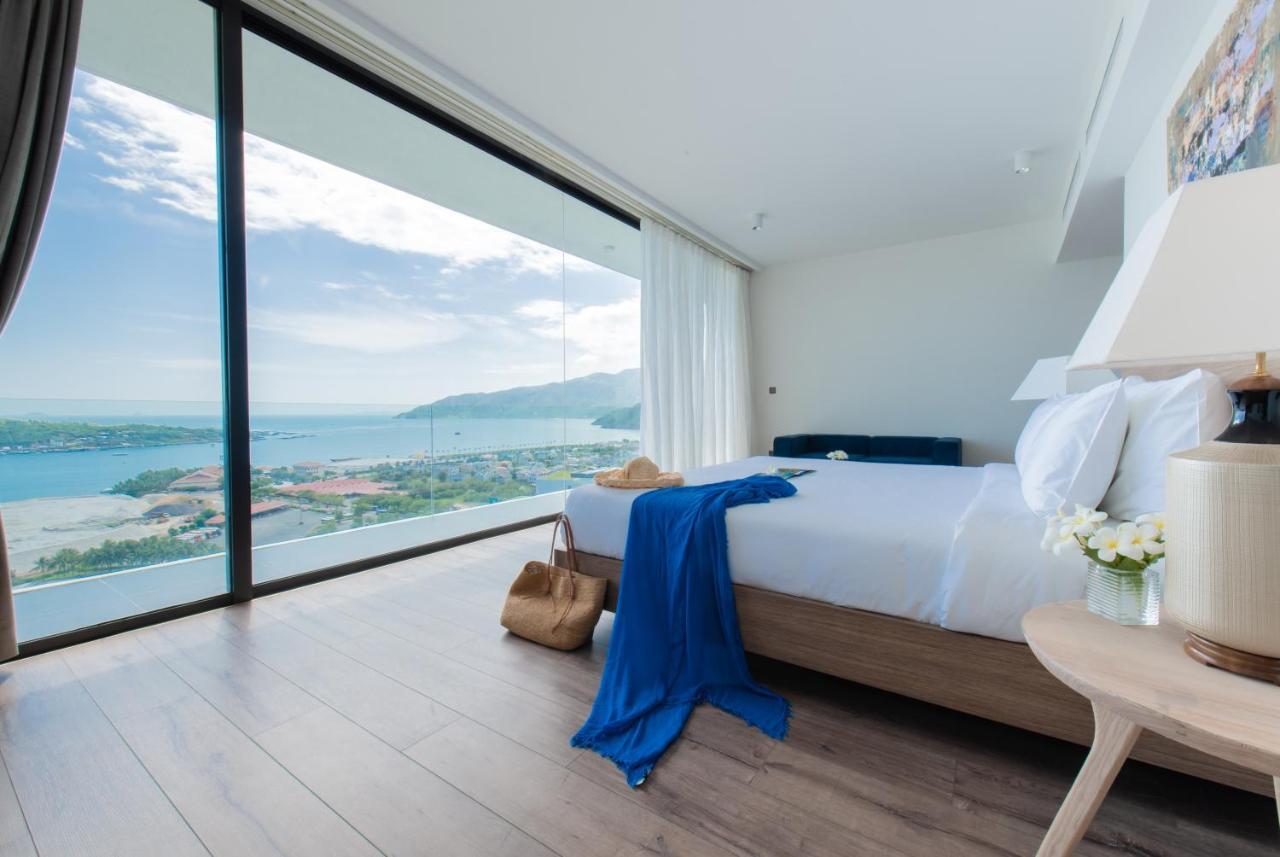 Villa Oceanfront Villas *
