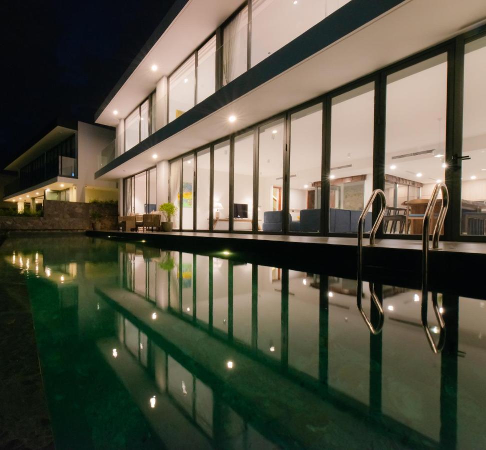 Villa Oceanfront Villas