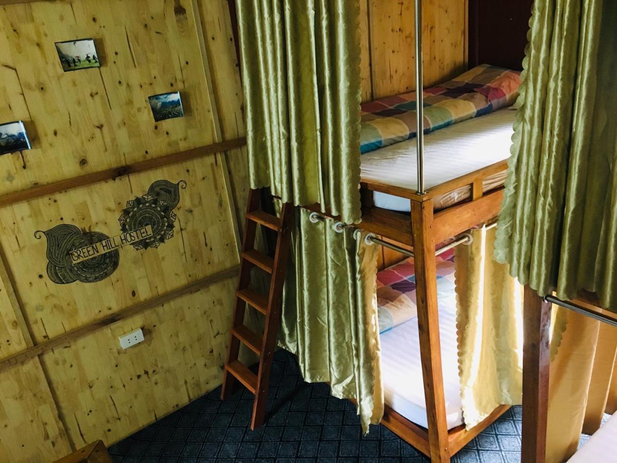 Hostel Hill & Tour