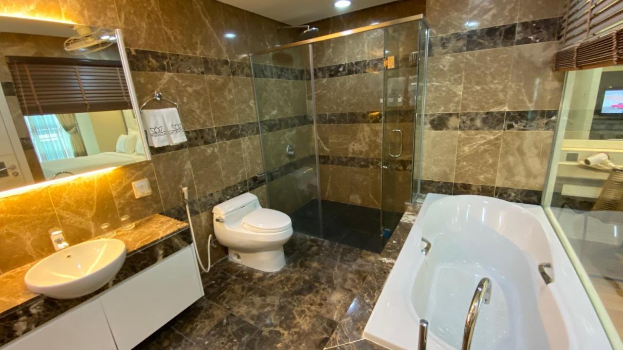 Lotus Village 4*