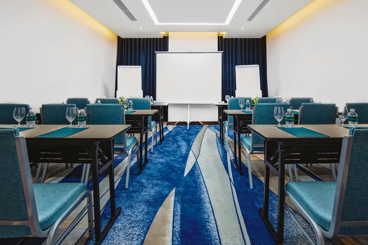 Maximilan Hotel Da Nang