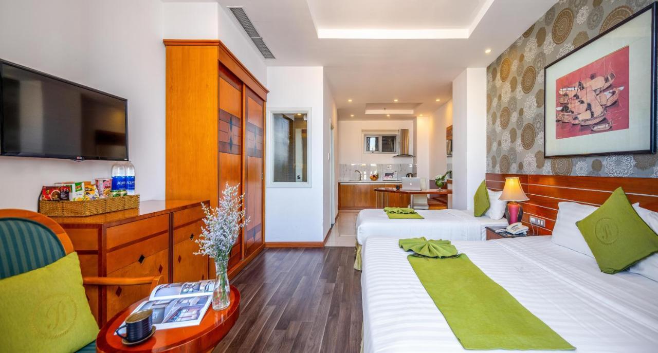 Richico And Aparthotel