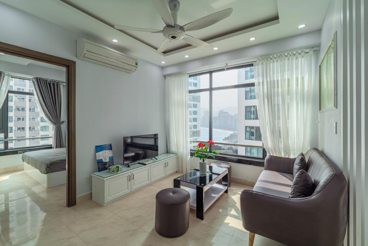 Dolphin Apartment *