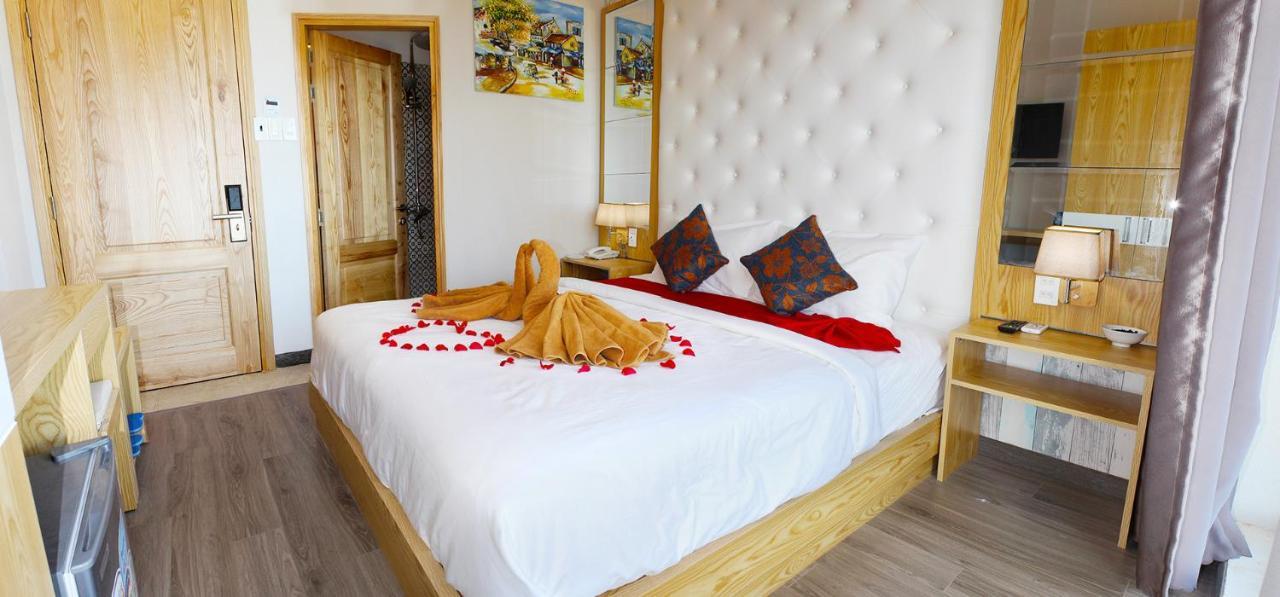Khách sạn Emerald Ocean Phan Thiết