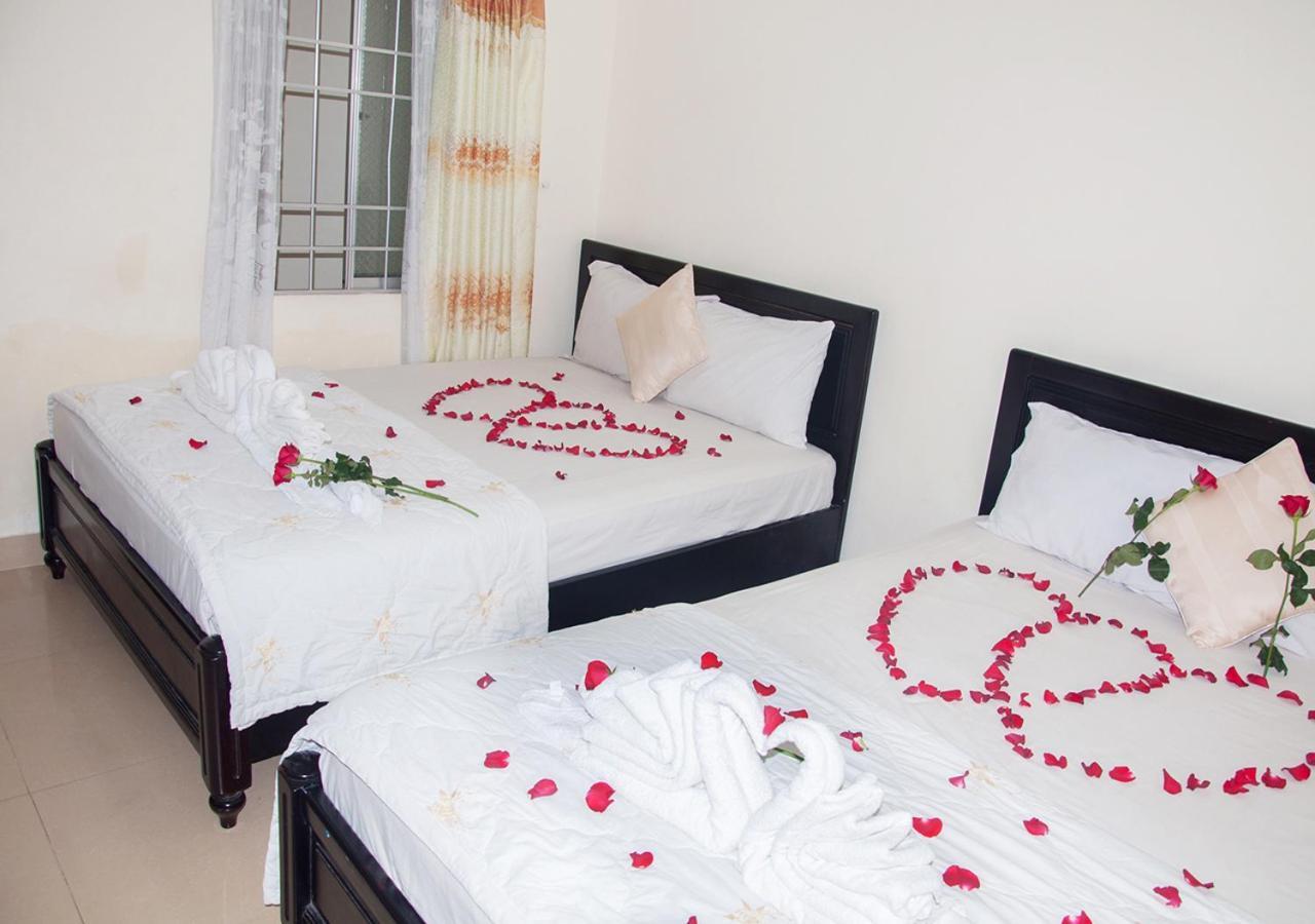 Queen 7 Hotel *