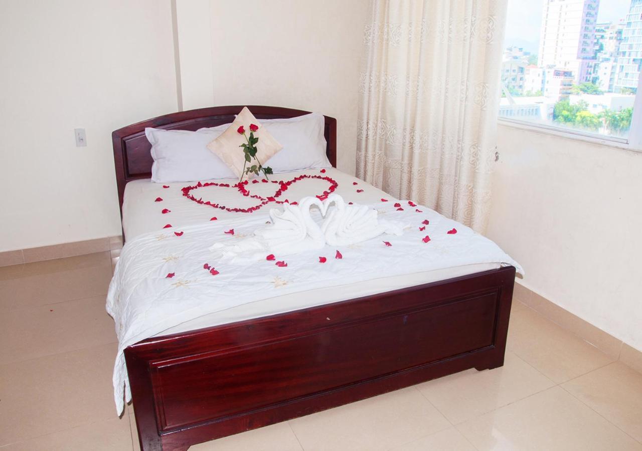 Queen 7 Hotel *