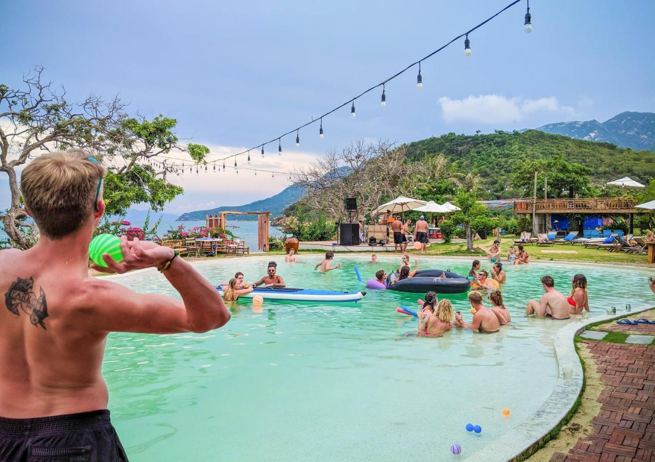Hostel Vietnam Backpacker Hostels - Ninhvana Nha Trang