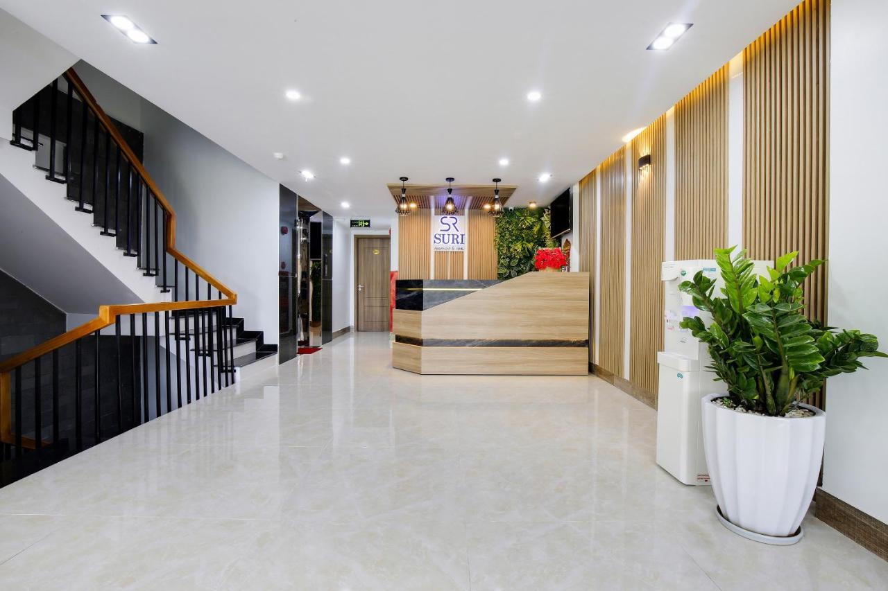 Hotel Suri &