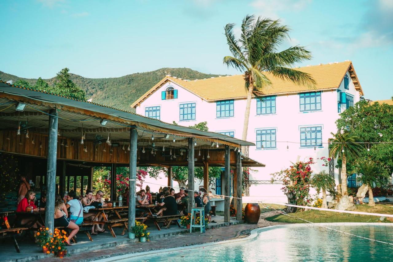 Vietnam Backpacker Hostels - Ninhvana