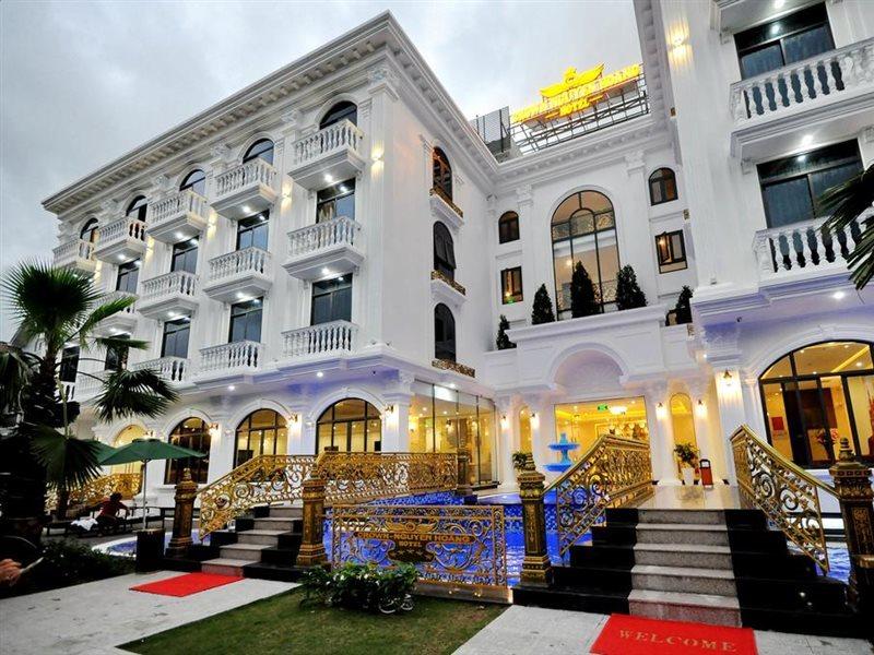 Hotel Crown 4*