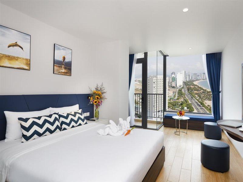 Hotel Crown