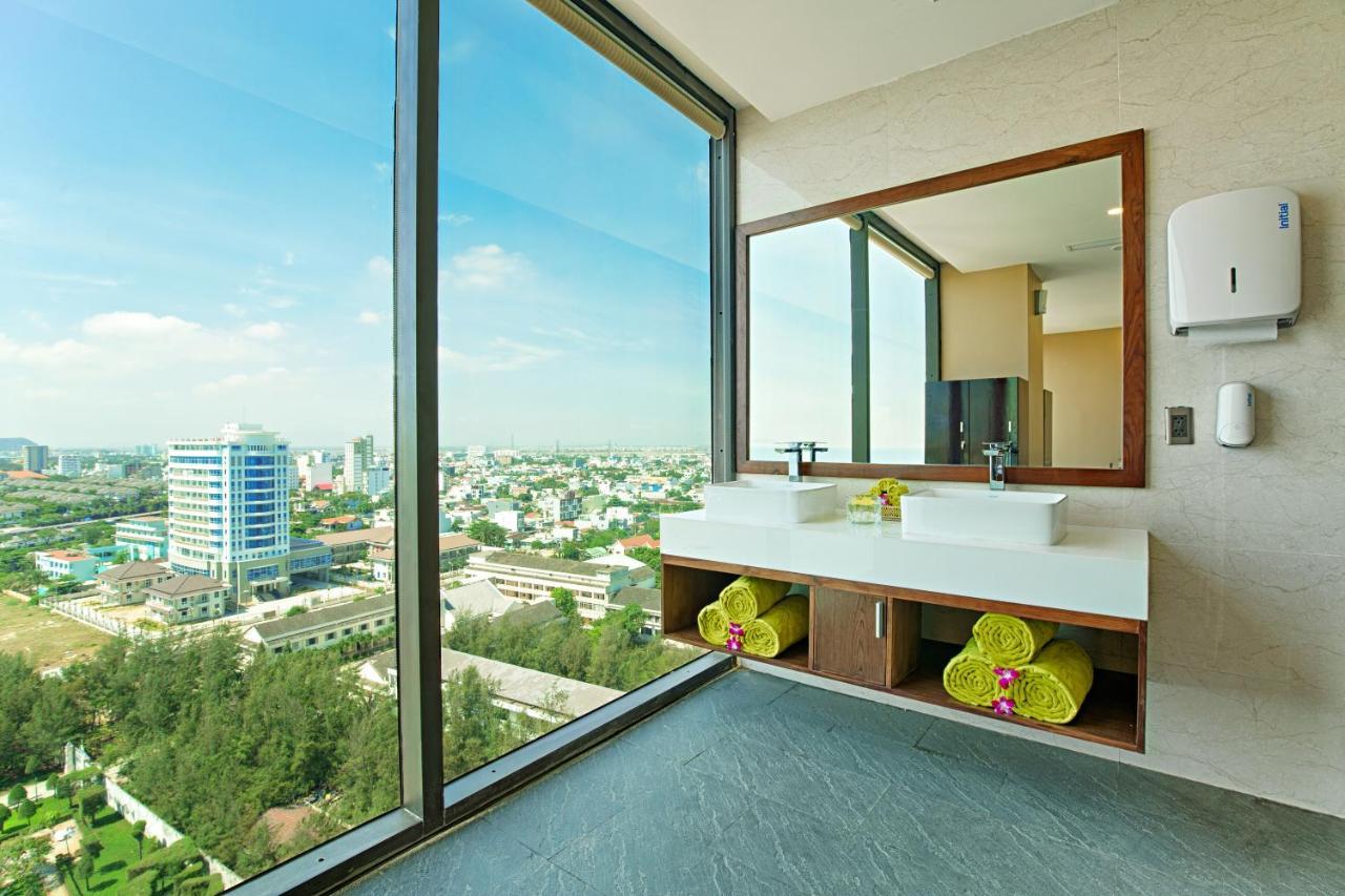 Yarra Ocean Hotel Da Nang