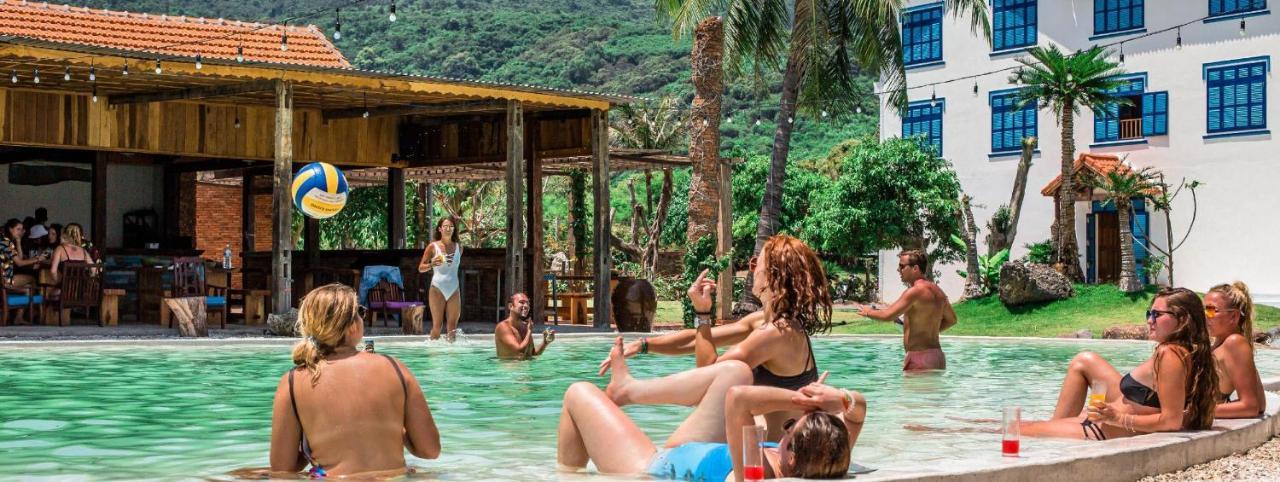 Vietnam Backpacker Hostels - Ninhvana