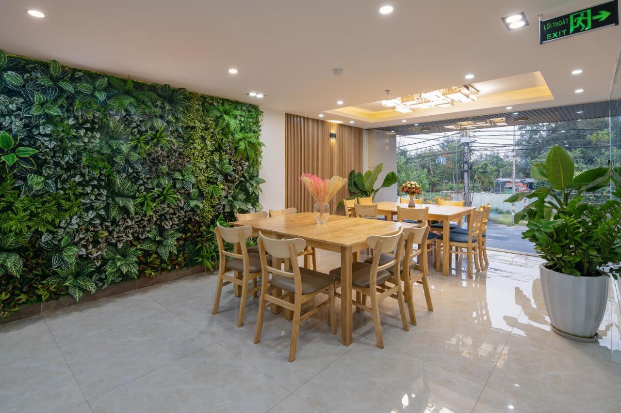 Hotel Suri &