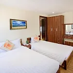 Harvey Hotel & Apartments
