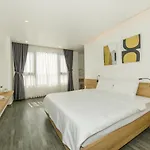 Cien Hotel