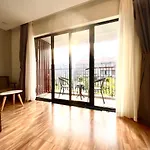 Happy Apartment