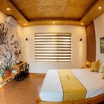 An Thai Homestay And Bar